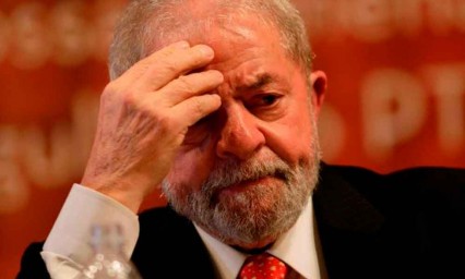 Lula da Silva se marcha de la carrera presidencial