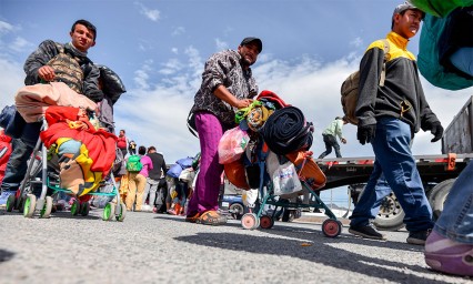 A un a&ntilde;o critican medida que&nbsp; separ&oacute; a familias migrantes