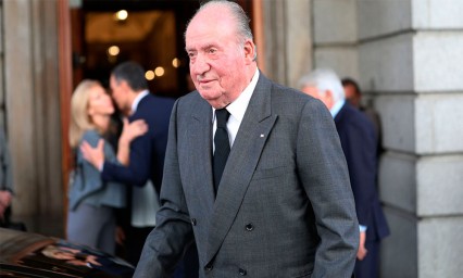 Juan Carlos I se retira de la vida p&uacute;blica