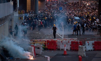 Posponen lectura de ley en Hong Kong