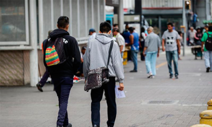 Venezuela cierra un deficiente a&ntilde;o escolar, por crisis