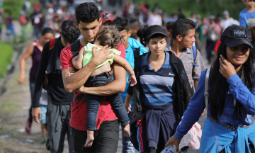 Retiran amparos a padres migrantes en Estados Unidos