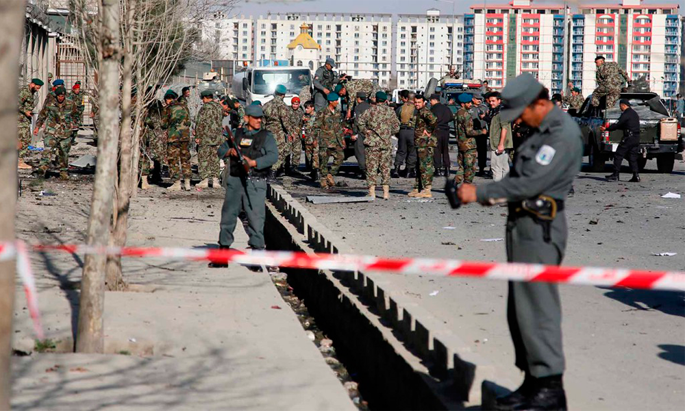 Atacan complejo extranjero en Kabul