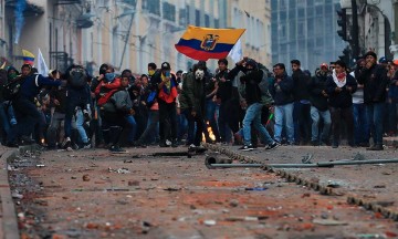 Ecuador decreta estado de excepci&oacute;n