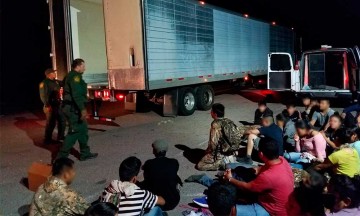 Detienen a 32 indocumentados en Arizona