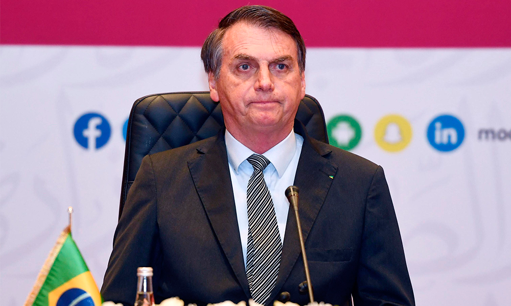 Bolsonaro lamenta amenaza de su hijo en Brasil