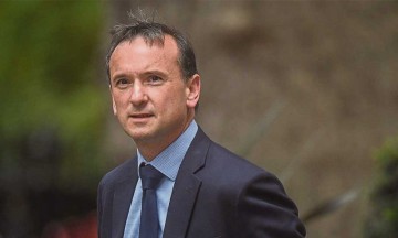 Dimite ministro brit&aacute;nico de Gales