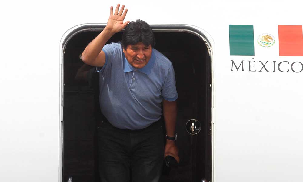 Perú pidió evitar la escala del avión que transportaba a Evo Morales