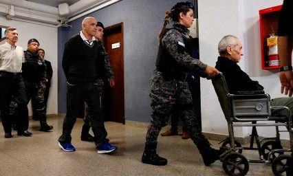 Penas de 45 a&ntilde;os a curas pederastas en Argentina