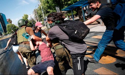 Chilenos protestan en cumplea&ntilde;os de Pi&ntilde;era