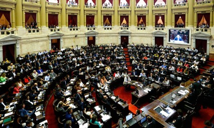 Analiza el FMI deuda en Argentina