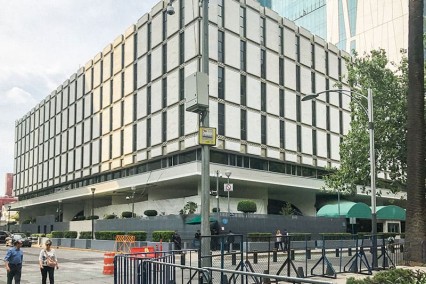 La embajada estadounidense suspende servicios a partir del 18 de marzo