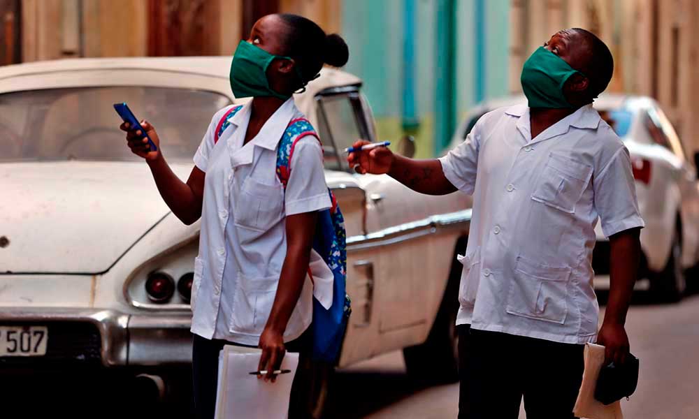 México valora pedir ayuda médica a Cuba