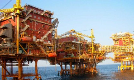Sube el precio del petr&oacute;leo por acuerdo con Rusia
