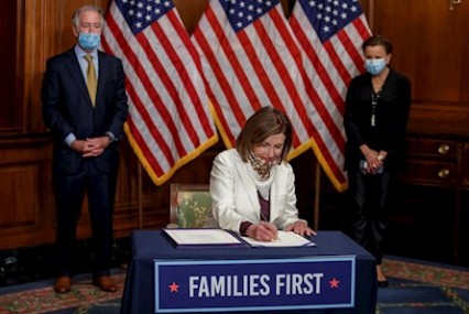 Estados Unidos aprueba un rescate de 500 mil millones mientras se dispara el desempleo