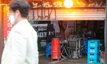 Corea del Sur reporta nuevo brote de contagios COVID-19  