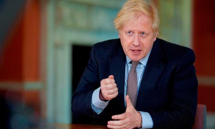 Inglaterra anticipa apertura de escuelas y centros comerciales