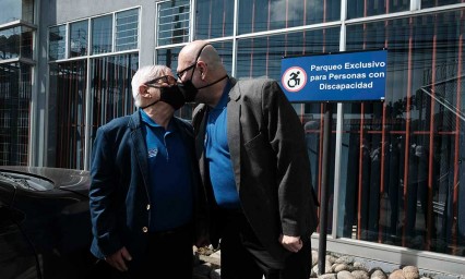 Costa Rica celebra su primer matrimonio gay
