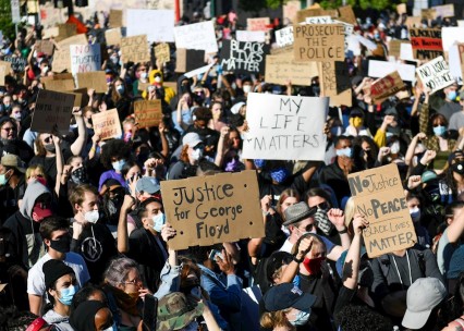 Trump pide mano dura contra las protestas en Minneapolis 