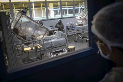 Brasil registra un r&eacute;cord de mil 262 muertes en un s&oacute;lo d&iacute;a por Covid-19