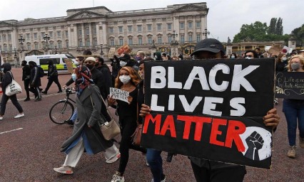 Polic&iacute;a suspende manifestaci&oacute;n de Black Lives Matter en Londres 