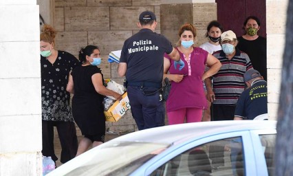 Covid-19 contagia a 9.3 millones en el mundo