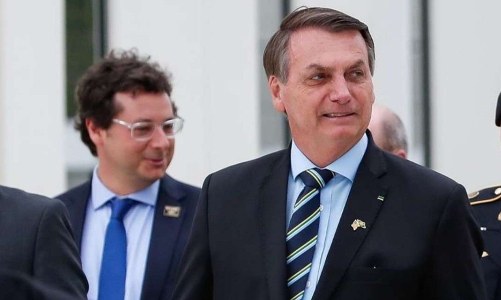 El Presidente de Brasil, Jair Bolsonaro, da positivo a prueba de Covid-19
