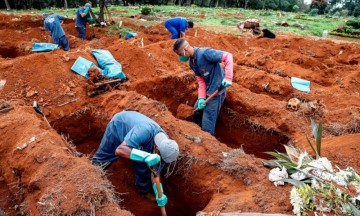 Brasil rebasa 1.7 millones de casos de Covid-19; cerca de 68 mil muertes