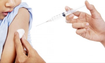 Al menos 30 campañas de vacunación contra el sarampión están amenazadas.