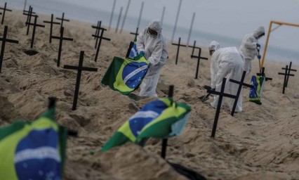 Brasil supera las 78 mil muertes por Covid y se rebasa los 2 millones de casos