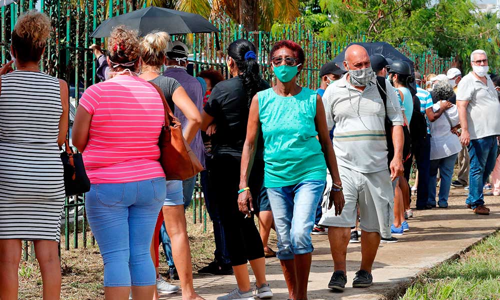 Cuba celebra su primer día sin contagios de Covid-19