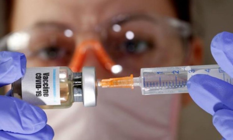 Agencias| AstraZeneca anunció también que una fase III de los ensayos de su vacuna potencial se está llevando a cabo act