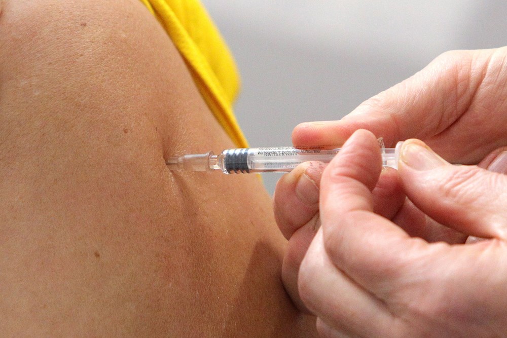 Estudios de vacunas COVID son esperanzadores pero podrían no dar fruto: OMS