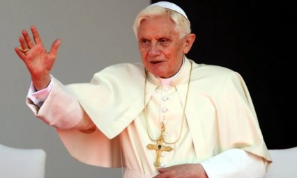 Papa em&eacute;rito, Benedicto XVI, se encuentra con un estado de salud grave por una infecci&oacute;n