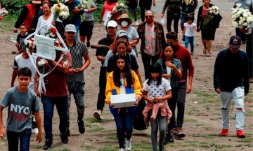 Estudio alemán liga popularidad de gobiernos con el número de casos de Covid-19