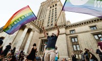Los embajadores de 50 países instan a Polonia a respetar los derechos LGTBI