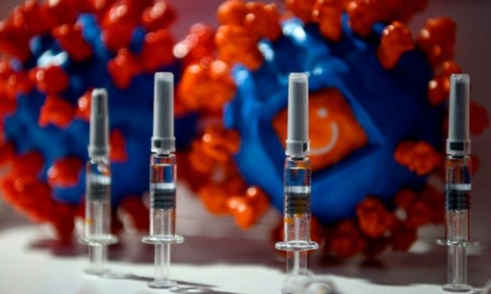 Miles de chinos reciben vacunas experimentales contra Covid-19 sin ensayos clínicos 
