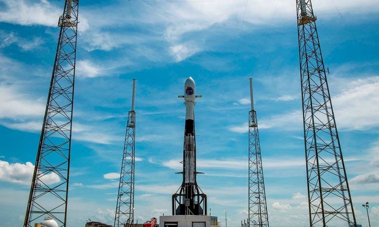 Ya hay fecha para primera misión a la Estación Espacial Internacional de SpaceX