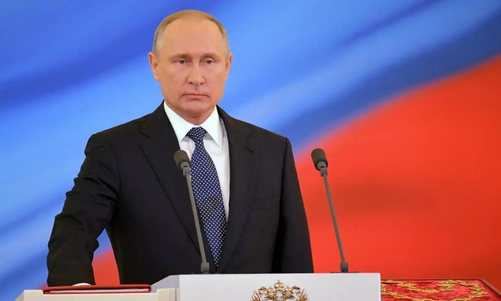 Putin anuncia vacunación contra Covid-19 masiva a fin de año