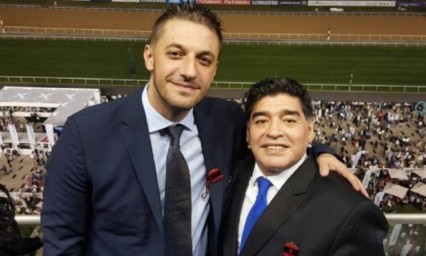 Ambulancia tard&oacute; m&aacute;s de media hora en llegar: Agente de Maradona 