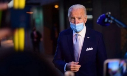 Joe Biden sufre fractura en el pie mientras jugaba con su perro