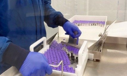 Reino Unido aprueba la vacuna de Pfizer y BioNTech