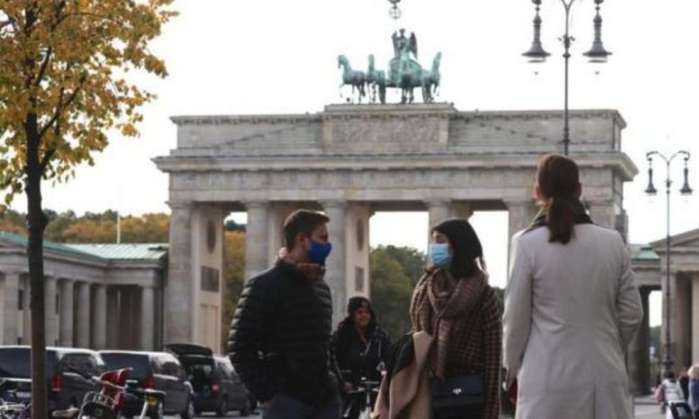 Alemania registra 25.533 nuevos contagios en 24 horas y 412 muertos
