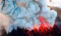 Isla japonesa en alerta por erupción volcánica 