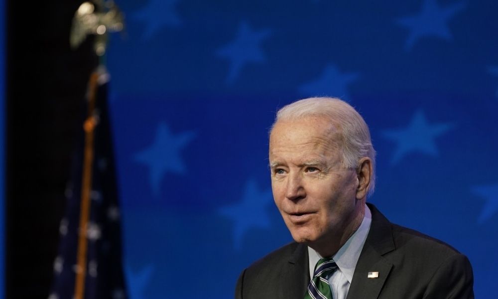 Biden propondrá vía para naturalización de inmigrantes en 8 años