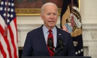  Biden permite a la prensa entrar por primera vez a centro de niños migrantes