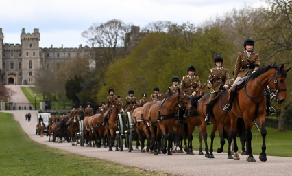 Arranca el cortejo fúnebre del duque de Edimburgo desde Windsor