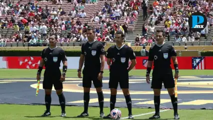 Tres &aacute;rbitros mexicanos permanecen en Catar tras bombardeos y cierre a&eacute;reo en Medio Oriente