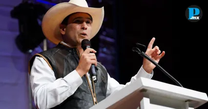 &iexcl;De los escenarios al Capitolio! Bobby Pulido gana primaria dem&oacute;crata en Texas