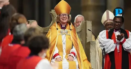 Sarah Mullally hace historia como la primera mujer arzobispa de Canterbury